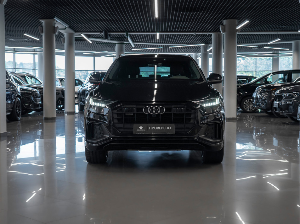 Автомобиль с пробегом Audi Q8 в городе Москва ДЦ - PANGO Центр PELETON