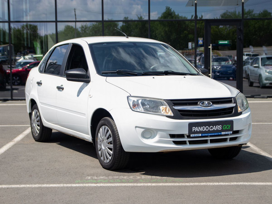 Автомобиль с пробегом LADA Granta в городе Оренбург ДЦ - PANGO Центр на Загородном