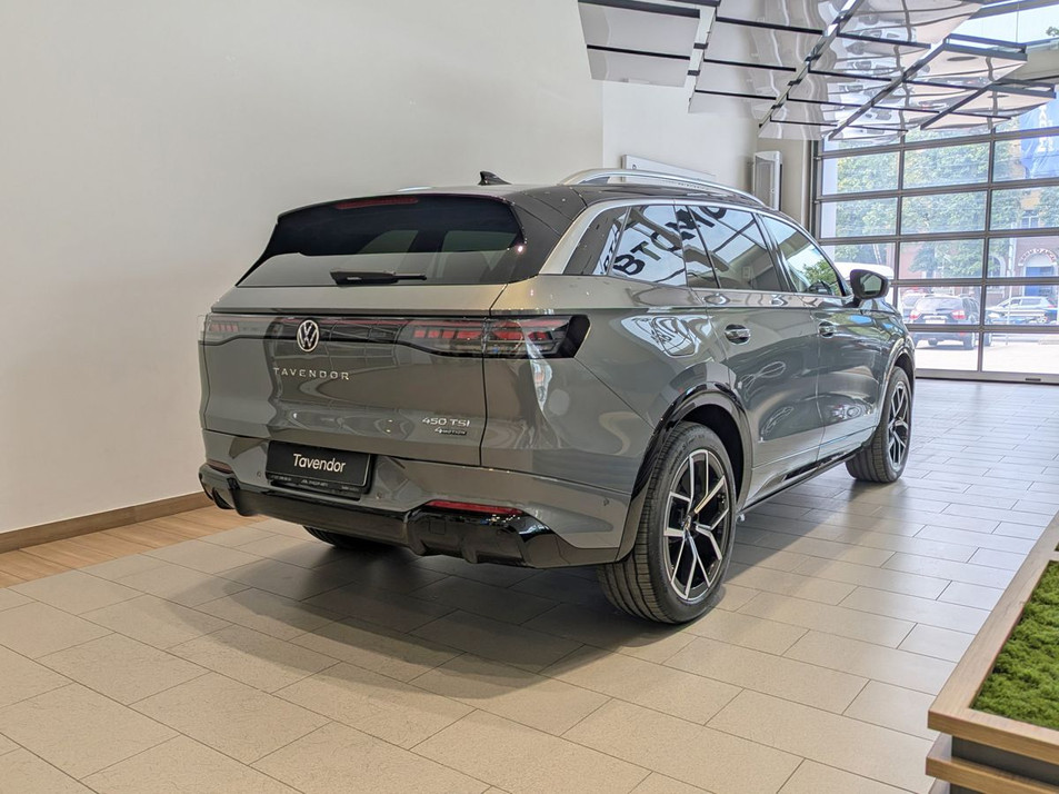 Автомобиль с пробегом Volkswagen Tavendor в городе Нижний Новгород ДЦ - Луидор-Авто
