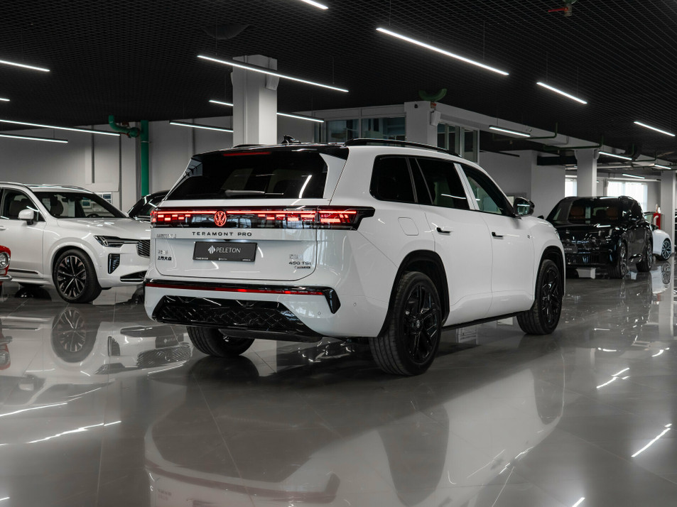 Автомобиль с пробегом Volkswagen Teramont в городе Москва ДЦ - PELETON Юг