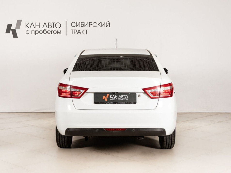 Автомобиль с пробегом LADA Vesta в городе Казань ДЦ - КАЭ Сибирский тракт