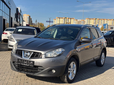 Автомобиль с пробегом Nissan Qashqai+2 2013 в Сыктывкар