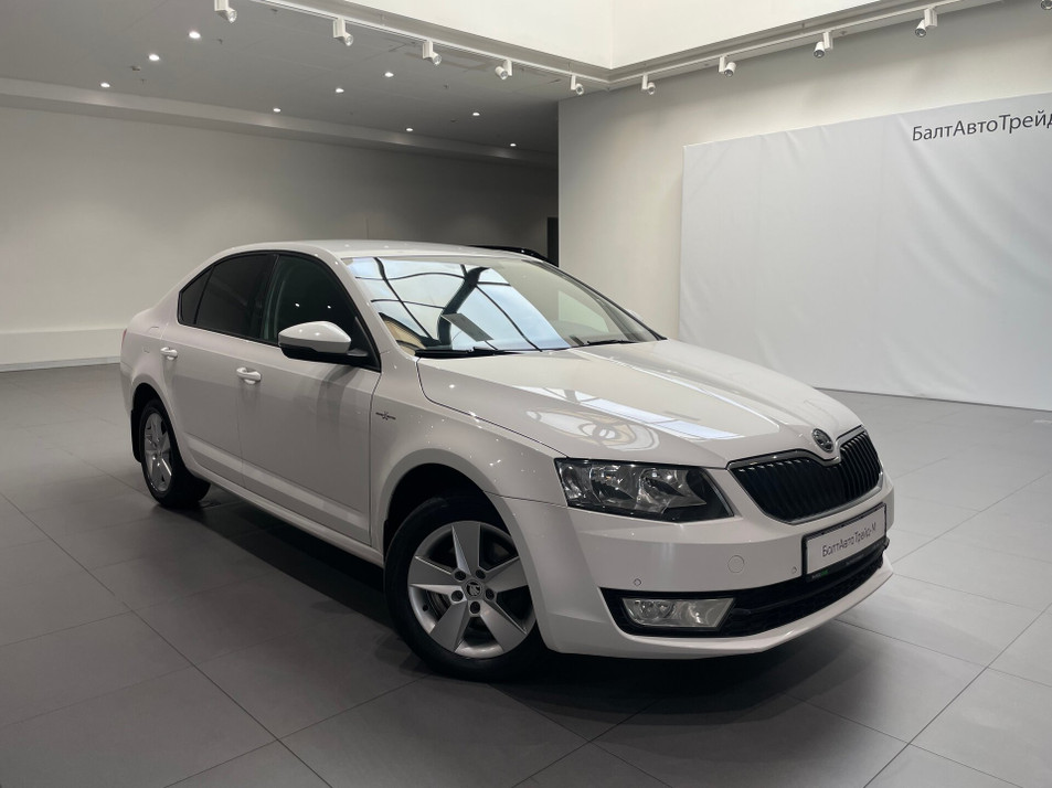 Автомобиль с пробегом SKODA Octavia в городе Москва ДЦ - PANGO Центр БалтАвтоТрейд - М