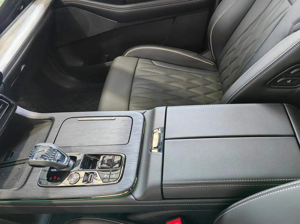 Новый автомобиль GAC GS8 GX Premium в городе Нижний Новгород ДЦ - GAC Автосалон 152