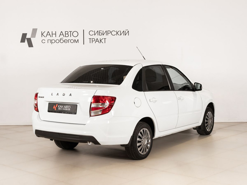 Автомобиль с пробегом LADA Granta в городе Казань ДЦ - КАЭ Сибирский тракт