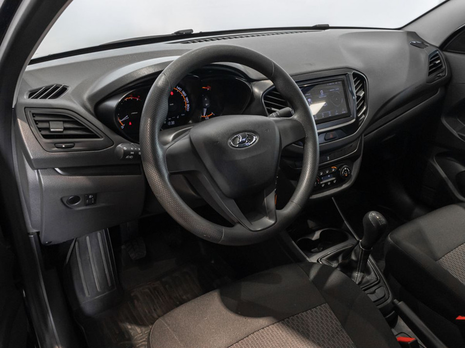 Автомобиль с пробегом LADA Vesta в городе Казань ДЦ - КАЭ Сибирский тракт