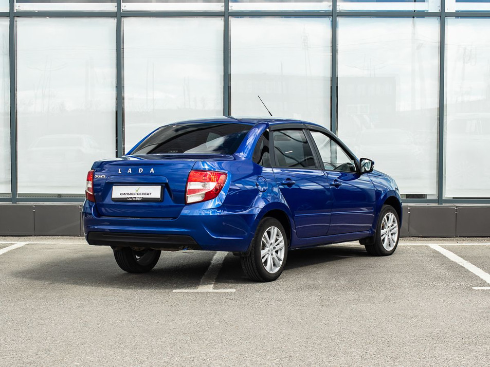Автомобиль с пробегом LADA Granta в городе Магнитогорск ДЦ - СИЛЬВЕР.SELECT 113