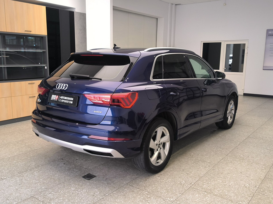 Автомобиль с пробегом Audi Q3 в городе Краснодар ДЦ - ААА Моторс Краснодар