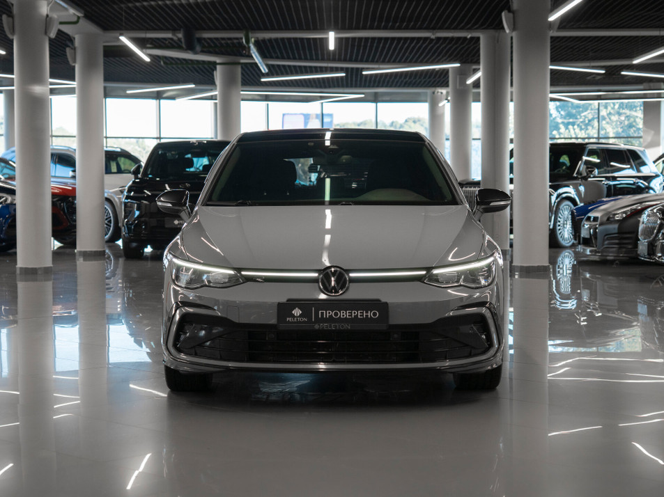 Автомобиль с пробегом Volkswagen Golf в городе Москва ДЦ - PANGO Центр PELETON