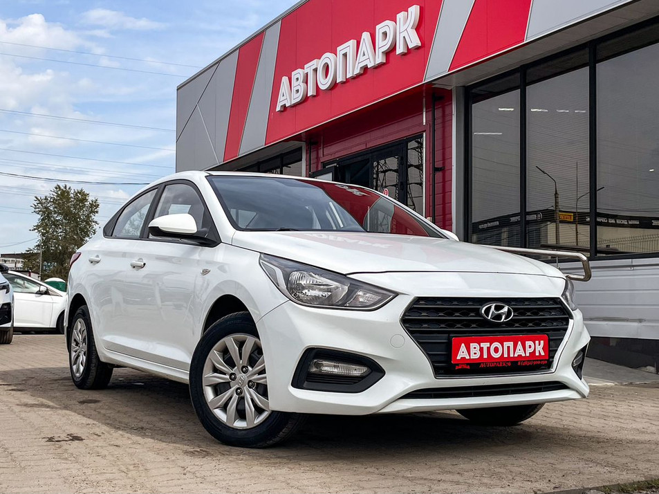 Автомобиль с пробегом Hyundai Solaris в городе Ярославль ДЦ - Автопарк 76 на Менжинского
