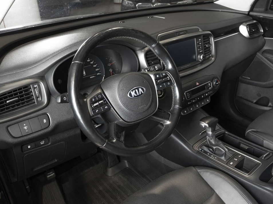 Автомобиль с пробегом Kia Sorento в городе Казань ДЦ - КАЭ Сибирский тракт